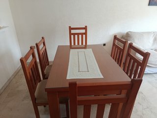 Mesa de comedor pino macizo y conjunto de 6 sillas
