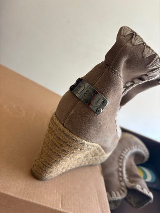 Botines MOU Cuña Esparto Taupe Talla 40