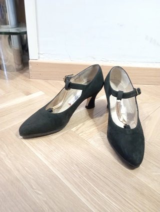 LEE LA DESCRIPCIÓN Zapatos de tacón negros