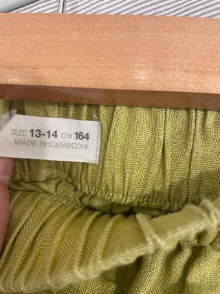 Pantalón Mostaza Zara