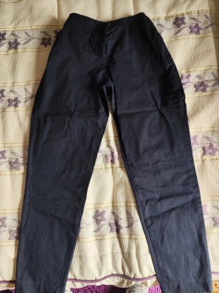 Pantalón chino azul