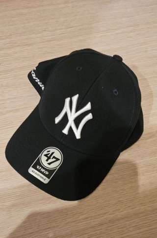 Gorra Yankees 47 MVP Negra Ajustable