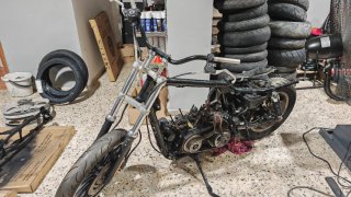 Harley Davidson Sportster 883 por reparar