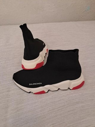 Deportivas Balenciaga Negras y Rojas