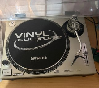 Pareja Technics SL-1200 MK2 + Tapas y Agujas