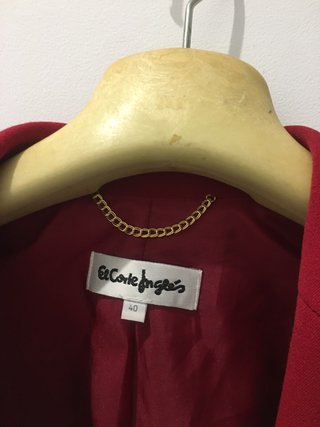 Chaqueta Talla 40 color rojo El Corte Inglés￼￼