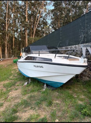 Lancha Rio 590
