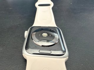 Apple Watch Series 5 Plata Pantalla Rota