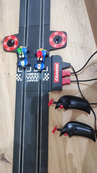 Carrera GO!!! Mario Kart Slot Racing System