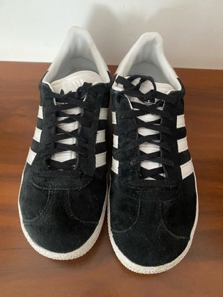 Adidas Gazelle Talla 38 Negro/Blanco