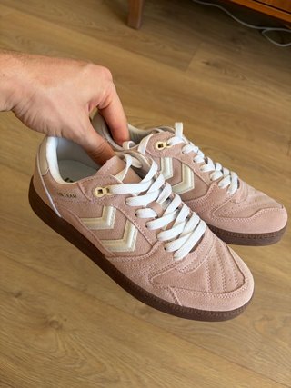 Zapatillas Hummel HB Team rosas
