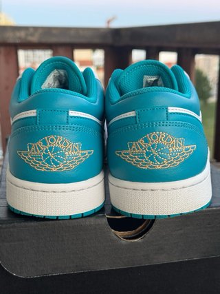 Nike Air Jordan 1 Low 553558-174 Aquatone