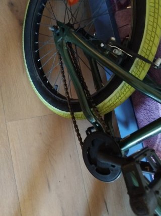 Bicicleta BMX Wide llantas amarillas