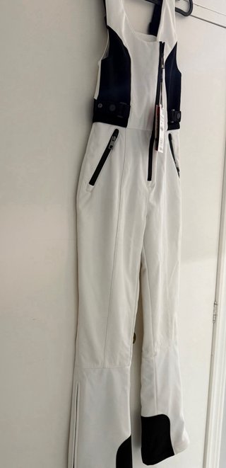 Mono de esquí Zara a estrenar