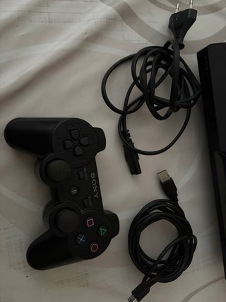 Consola PS3 Slim Negra + Mando
