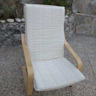 Poltrona Ikea in legno beige