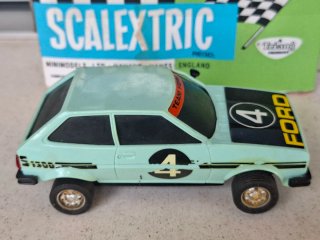 SCALEXTRIC FORD FIESTA