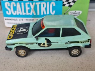 SCALEXTRIC FORD FIESTA