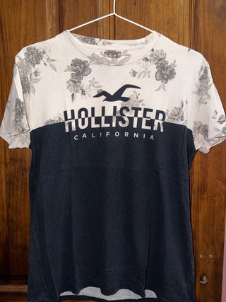 Camiseta Hollister Floral Talla M