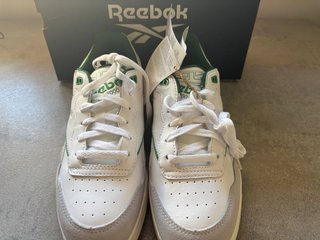 Zapatillas Reebok Blancas y Verdes