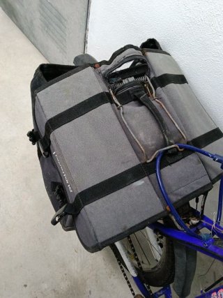 Bicicleta Rodado 26 con alforjas