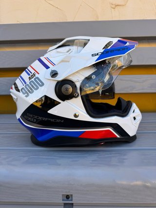 Casco Scorpion ADF-9000