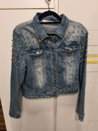 Chaqueta Vaquera con Tachuelas