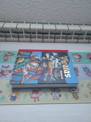 Relatos de Piratas (Varia) (Spanish Edition)