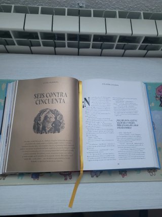 Relatos de Piratas (Varia) (Spanish Edition)