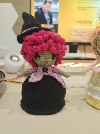 Muñeca Brujita Crochet Reversible