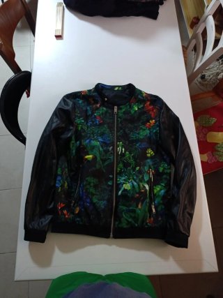 Giubbotto bomber fantasia floreale