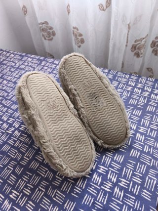 Zapatillas de Casa con Pompones