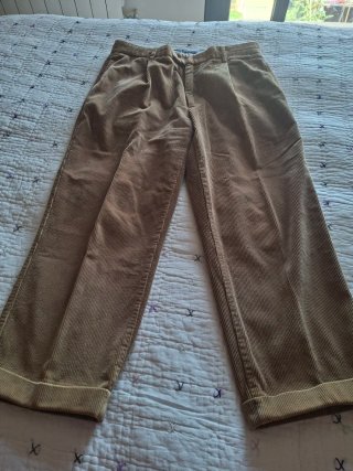 Pantalón de pana marrón