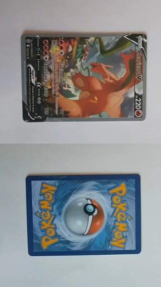 Carta Pokémon Charizard V PS 220  Año 2022