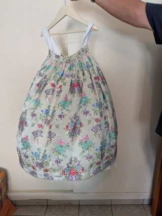 Traje de fallera para niña