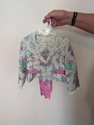 Traje de fallera para niña