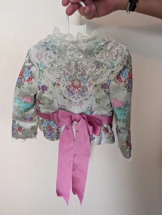Traje de fallera para niña