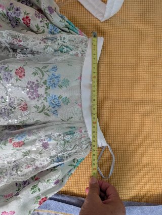 Traje de fallera para niña