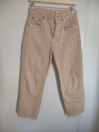 Vaqueros Pull&Bear crema T38 (talla pequeño)