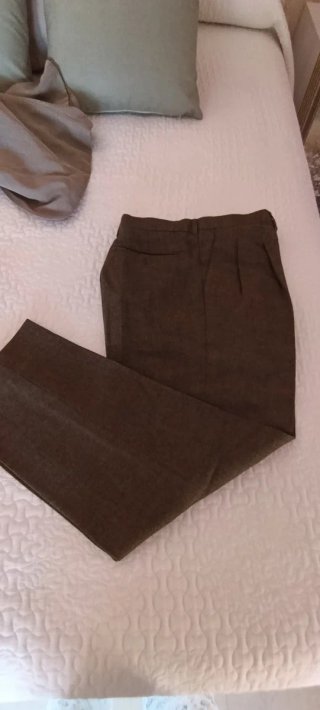 Traje de caballero marrón