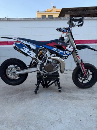 Husqvarna TC85 Supermotard