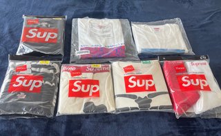 Lote Ropa Supreme x Hanes. Contiene 9 productos