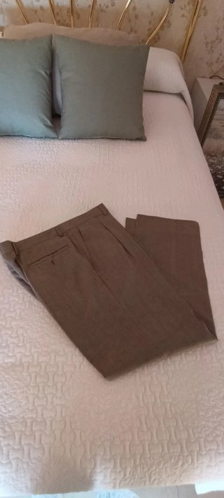 Traje de caballero gris