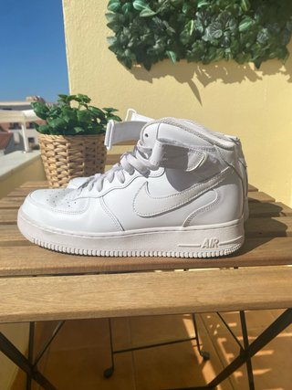 Nike Air Force 1 Mid Blancas