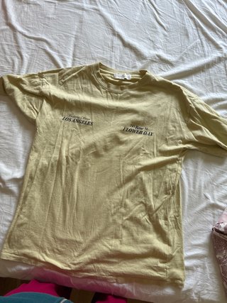 Camiseta Pull&Bear Amarilla