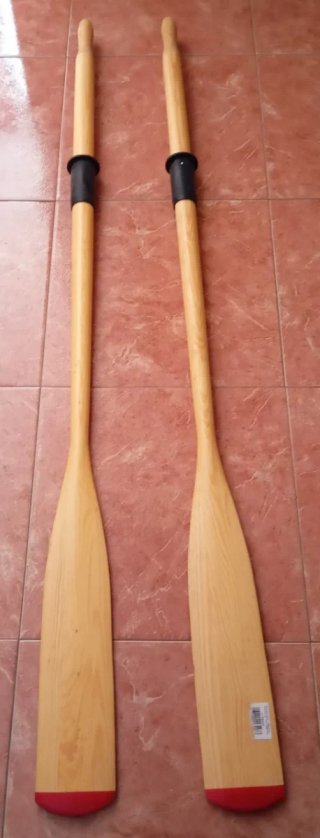 Remos de madera para barca