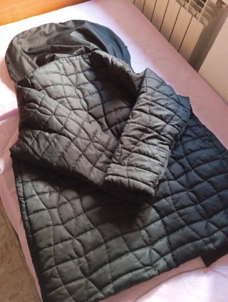 Abrigo Impermeable Negro