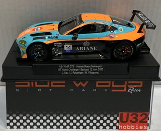 Scalextric Sideways Aston Martin Volante Rosso