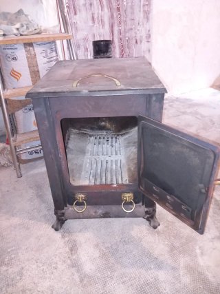 Estufa de leña BH de fundición muy dura con horno