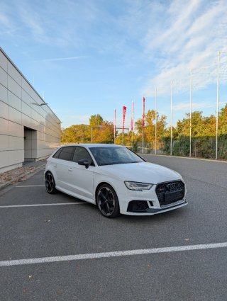 Audi RS3 2019